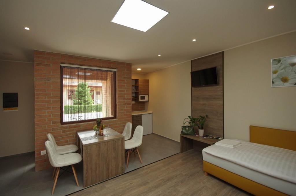 גיולה Mosoly Deluxe Apartman מראה חיצוני תמונה
